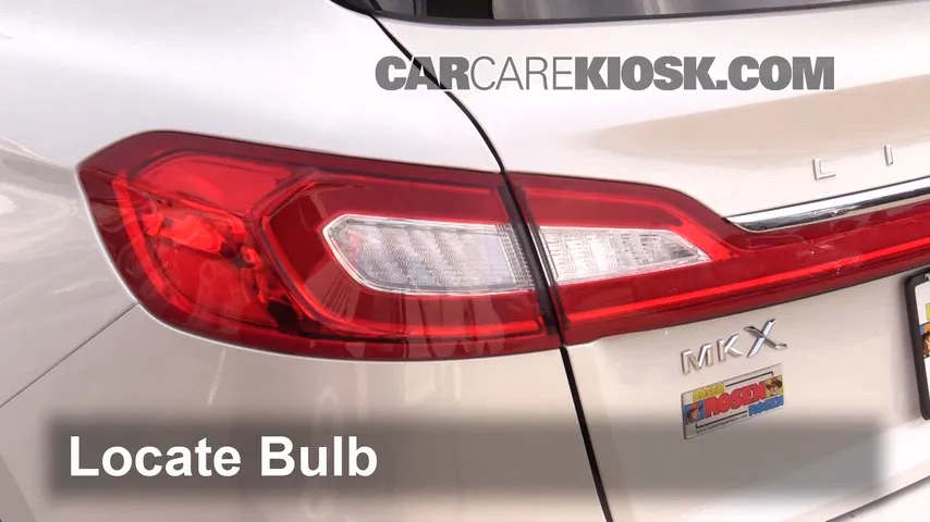 2016 Lincoln MKX Reserve 2.7L V6 Turbo Éclairage Feux de marche arrière (remplacer une ampoule)